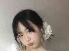 丰满白嫩新人朵朵
