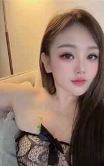 沙井性感丰满大胸美女小甜甜