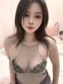 梅花园你的女朋友小月月