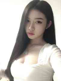 南联粉毛诱人美女星星