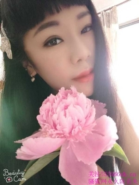 东晓南性感丰满大胸美女-雨露