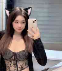 摄人魂魄的妩媚新人-婉婉