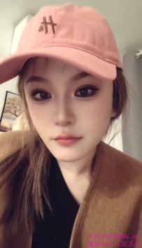 壹城广场风骚性感美女雯雯