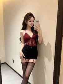 新人嫩妹高挑性感的米米