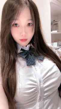 巨乳嫩妹小怡