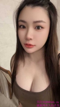 嘉禾望岗新人性感丰满玲玲