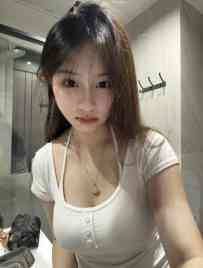 丰满诱人美女舒舒