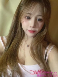 清纯大胸嫩妹-小鱼